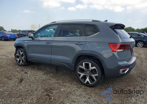 2022 Volkswagen Taos Sel из США, поврежденный, VIN 3VV2X7B21NM017584